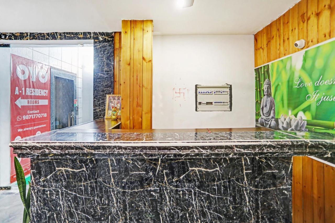 Oyo 81641 Collection O Hotel A1 Residency New Delhi Exterior foto